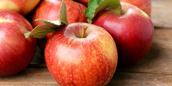 Stater Bros. donates 20,000 pounds of apples to Feeding America