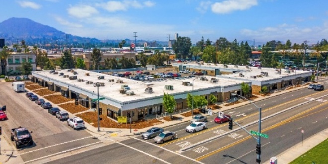 Multi-tenant commercial center on Hospitality sells for $6.8 million